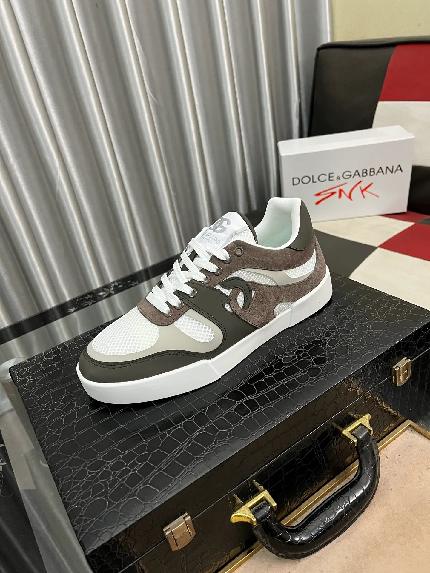 Men's shoes 💰440⌚️⌚️【DG～】Men's casual shoes are on sale at the same time 🔶🔷🔜The upper is made of cowhide stitching fabric ➕Mesh lining, comfortable and breathable, sole: original comfortable and wear-resistant outsole, ⚠️The real thing📱Photographed🎬The real thing is better📢📢📢Number: 35-46